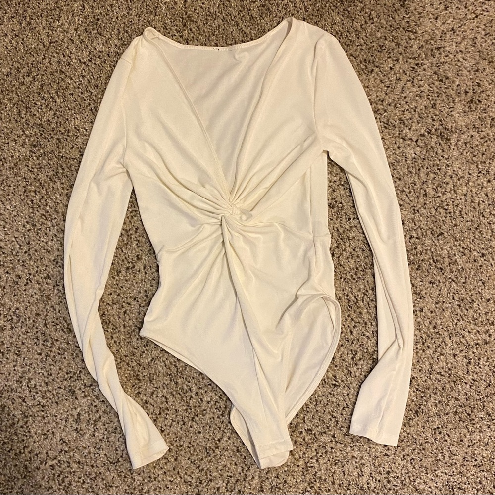 Top Shop | ivory long sleeved dodysuit